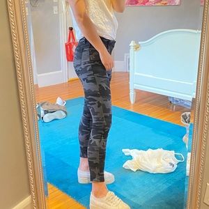 Levi’s camo jeans